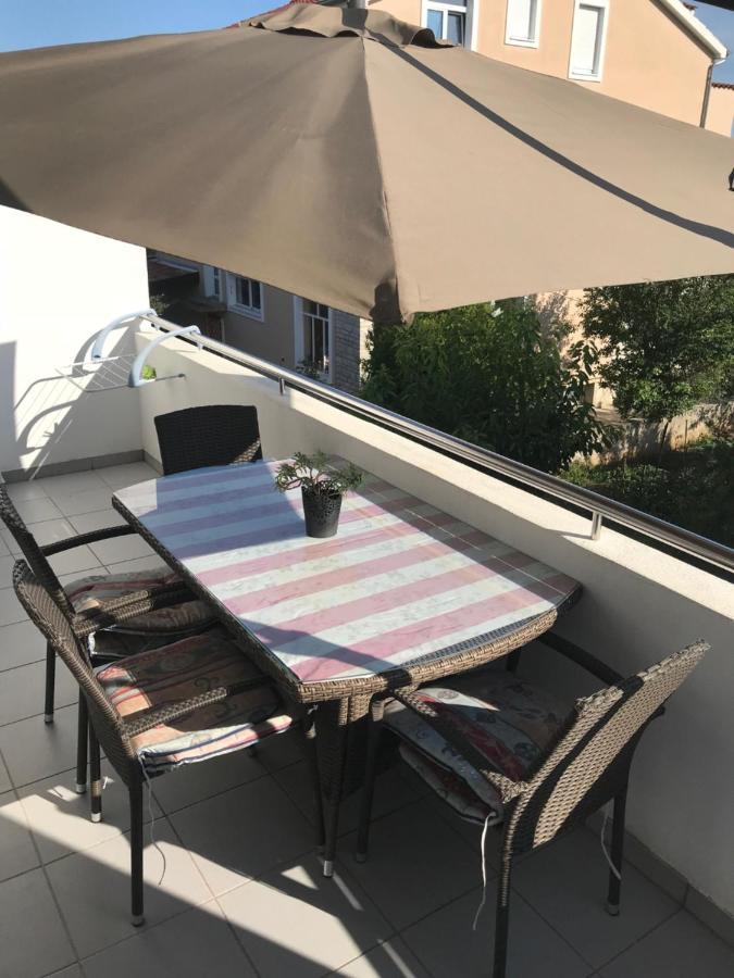 Beachfront Apartment Sun Водице Экстерьер фото
