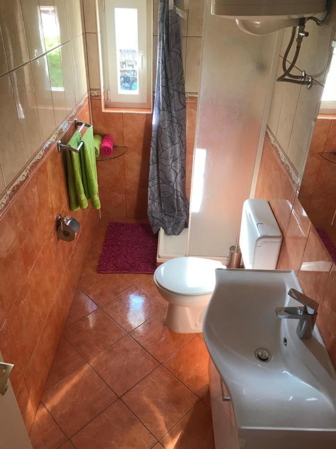 Beachfront Apartment Sun Водице Экстерьер фото